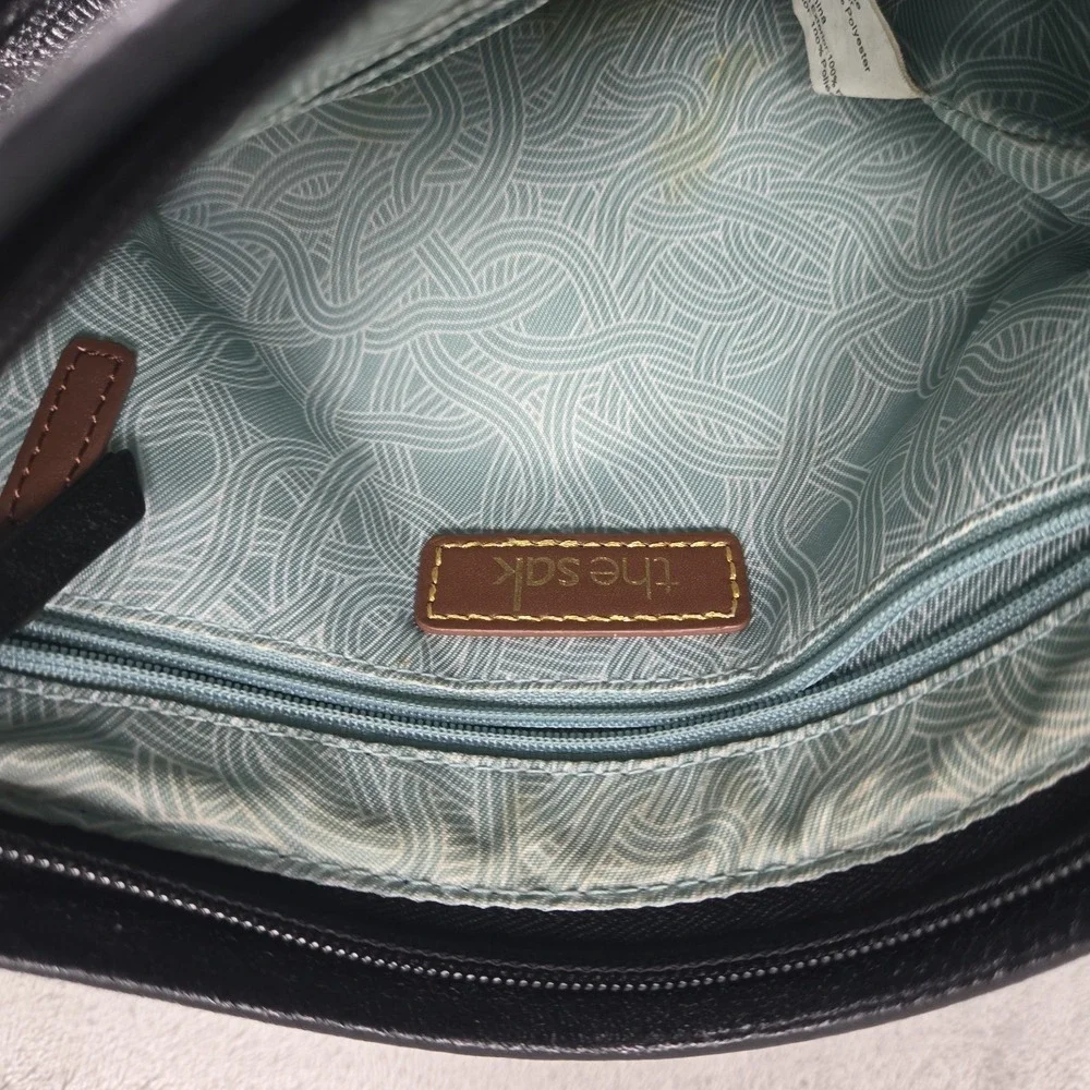 The Sak Sanibel Mini Crossbody Bag Leather Boho‎ Embossed Black Pockets